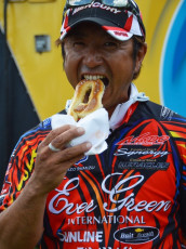 C66ECC9A-B0EB-4F96-9A7D-A24A3AD8FE20