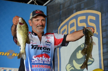 C700EF91-919B-4635-B3B8-11FEC5C99159