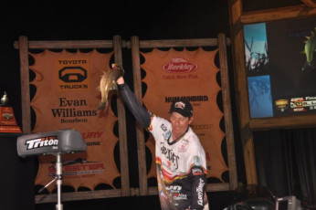 C7BF0E34-4D3E-4D0F-9418-8BD67714AE32