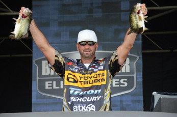 C7D641D4-1953-4AF3-A3F9-D20A288101AE