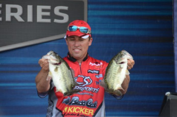 C89F2D16-C9DB-4879-9FD2-31B886A19FD6