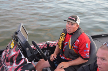 C8E987AC-DAEE-438E-991C-9F16A49A6231