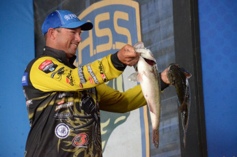 C91584F3-5793-4E5B-A446-081AC19164E6