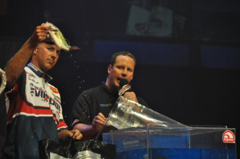 C98C4BC1-CA3E-48FB-8AFF-6288573B47B7