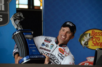 CA0361B5-8F59-4C45-B8AF-70EC5811477A