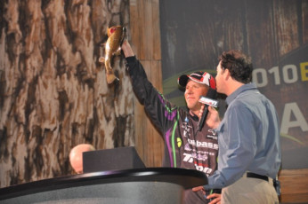 CB34AE8A-C624-44AF-9541-9C73FF781BD0