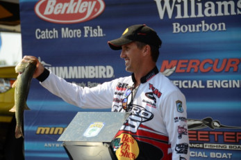 CBF212C3-D645-47E2-BCFD-6A3AE89B19FA