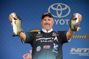 CC871149-6308-4E0C-AFF5-BC6E267EF641