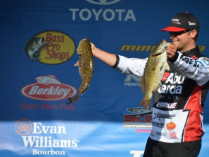 CD5396DE-1C5A-4F10-88E9-DE7F1FB281AB