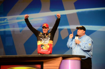 CD6EC20F-64C0-4F1C-9387-506863D70EA3