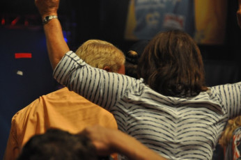 CDB8F8BD-4AD0-4079-80C2-F0D99CE81221