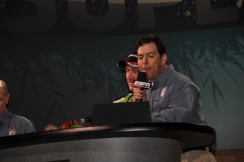 CDD42726-FFE0-481B-B8E6-DB3D0AC20AE0