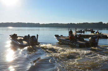 CDF47D23-0D49-46F0-99C7-4ACD1123A16B