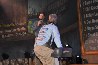 CE3CB230-94DB-4C67-A2C9-CEE84FA98B98