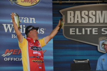 CE4AA6E2-070A-4EAE-B737-ADD866C41B08