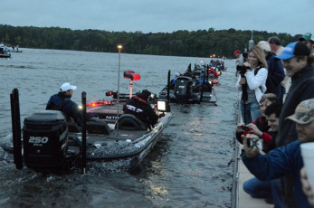 CE5B1664-2562-4116-87D9-30B840B1F691