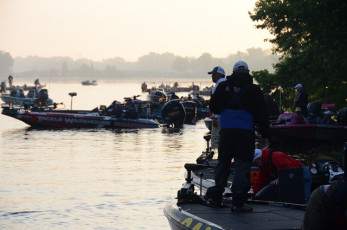 CEF600A6-492E-4BEB-B5AC-4FEBD877D68C