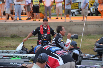 CF673B70-92AF-4F14-9C55-2B72D19F08C2