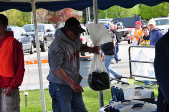 CF8D9C52-EFB8-469A-9E43-F83699627186