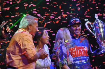 CFDDDA11-A114-43D2-B818-7D9CC1BC8AB9