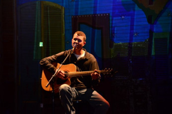 D0947BE4-ADCD-4FA5-8E66-C19F131A3C39