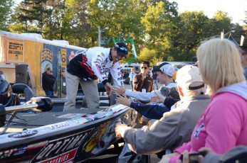 D0B5BBE0-B98D-4FC8-9F99-D1BA9BE88CEC