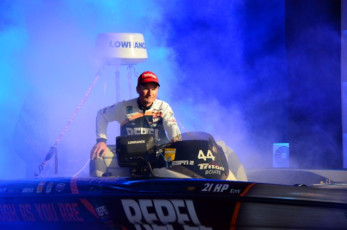 D0CD2BCA-9050-4738-AB50-571967BD6EC9