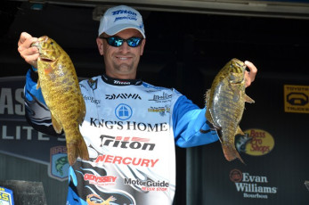 D2ED3C93-8DF9-4614-8743-C6F3A2875B49