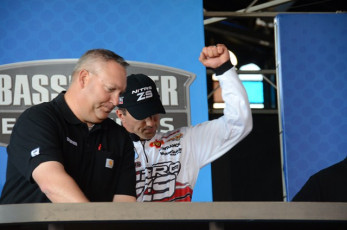 D37D23FD-10B0-4F1D-BED5-A723C6CF07D4