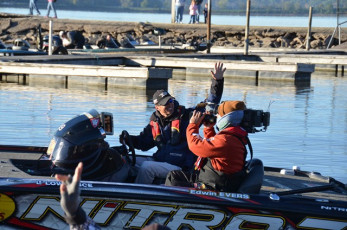 D5F73317-F55F-472B-A5CA-D671F2FE4FE9