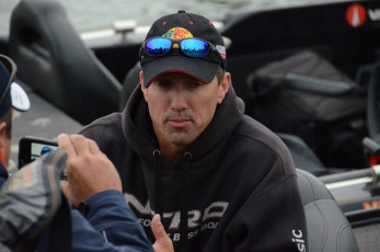 D607A68E-14EA-4AD6-A5CD-E983CF451E95