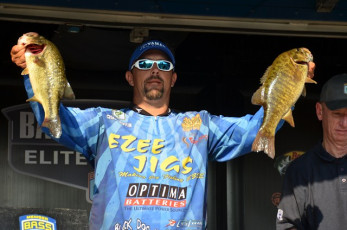 D755679D-D12E-4BCC-A7D9-7AC7CE5FF688