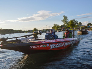 D7D47813-1F5E-4643-8A51-E8DFC84E6589