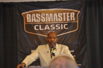 D87925AE-C476-4F29-9920-A384E495546D