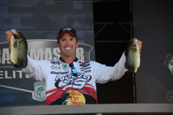 D8830AA0-44B9-4003-9CBC-D81C00173922