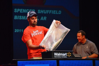 D8D086F6-3893-4282-836E-51C33521D0AB