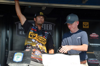 D9C99617-50B4-43A1-9311-7CBBB697A743