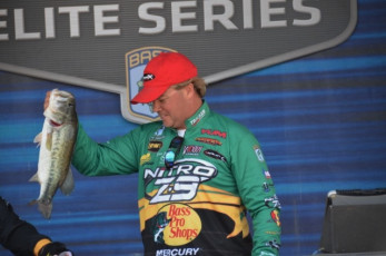 DA644219-DE9D-4318-BB5E-45820FFF24CD