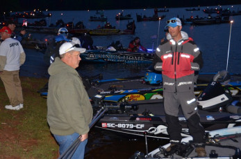 DA9375AD-7C6E-49CF-9FCF-CD4B9F96F613