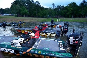 DABF01D9-DFDF-4F1D-8F9D-62406A45EE66