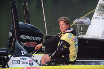 DADF174C-2D32-466F-8F04-77A6983125F1