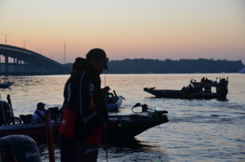 DB4EE692-1A21-4A2C-84E2-BDE646783ABD