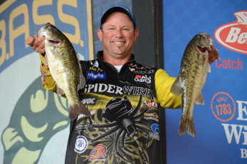 DB9BC106-74D7-41A2-8C8F-D8902F3452F2