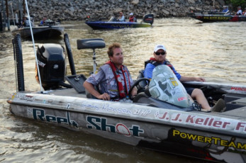 DBABAD75-4F81-4B34-8BF8-56B59EEB4DAD