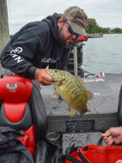 DBC9D21F-CDC9-40D5-9209-CDE16C5D4189