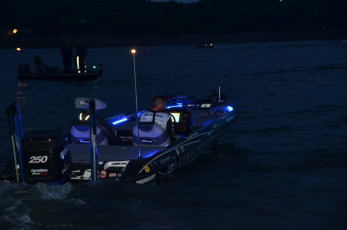 DC13FB0F-F0D4-44AE-ACA6-FAB170D49809