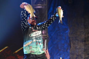 DC16EFE6-9404-43EA-B1C9-4AD8DD22F10D