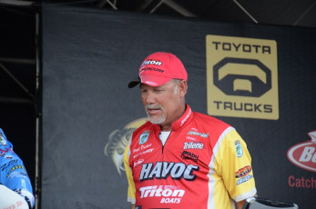 DC2E8BE5-349B-431F-8EEF-E37461075B88