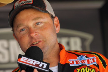 DC800325-AE92-4B9A-BCC0-2BF4D66B13BD