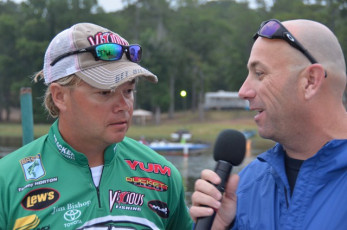 DD35E47C-D5ED-424D-AD9A-1996BDD6D74F